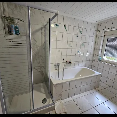 Monteurzimmer - Zentrale Lage Mit Ausblick